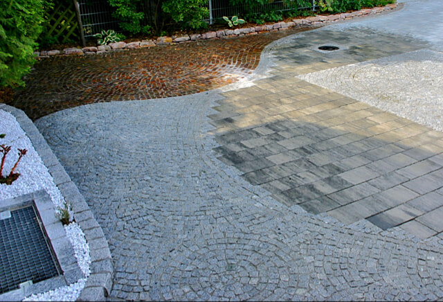 natursteinterrassen_mit_intarsien Terrassenbau mit Naturstein