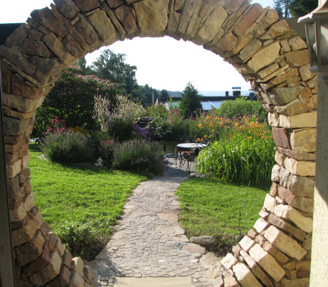 torbogen-gartengestaltung-frank-klemt Natursteinarbeiten für professionelle Gartengestaltung